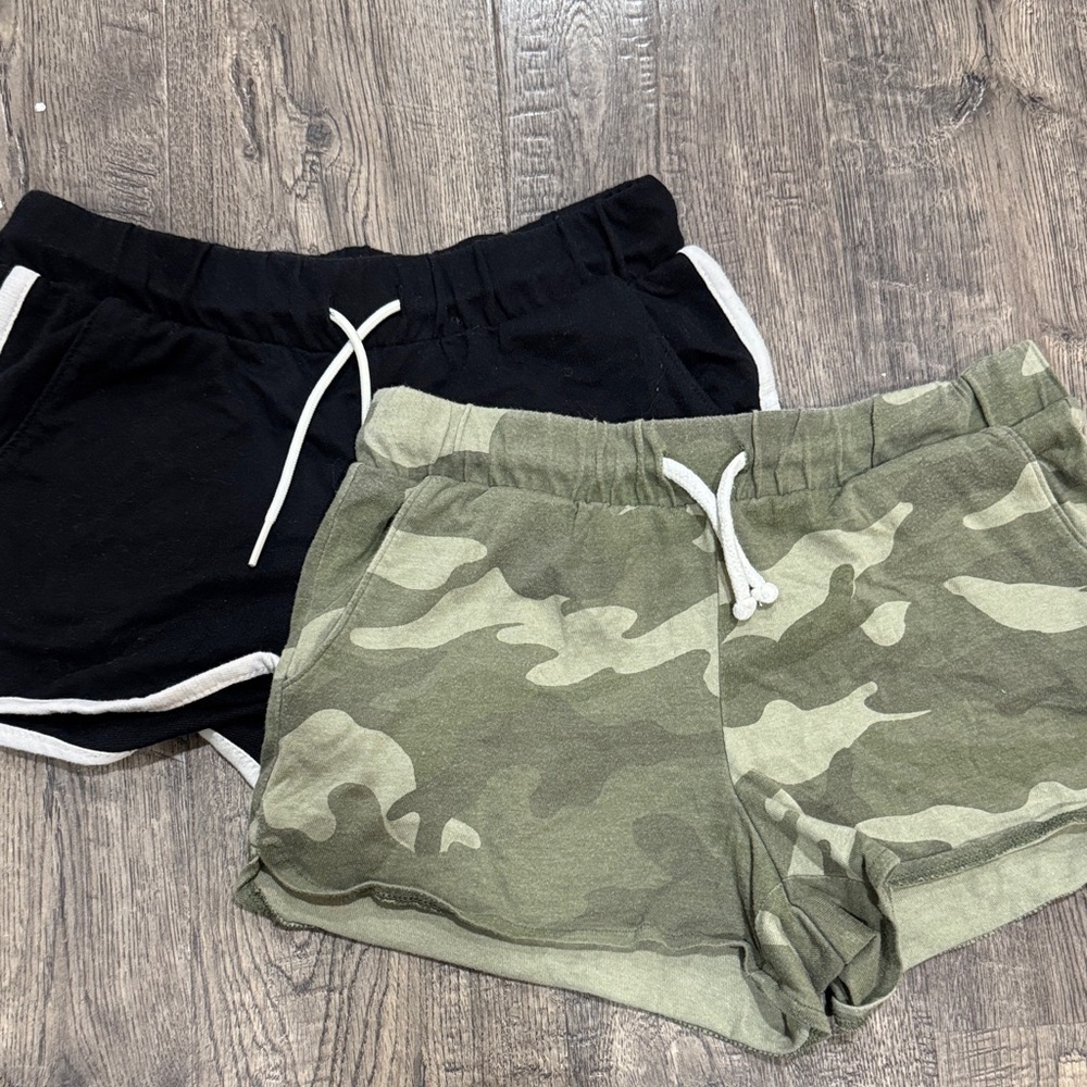 Old Navy Black White and Camouflage Shorts Cotton Shorts Bundle Girls Size L